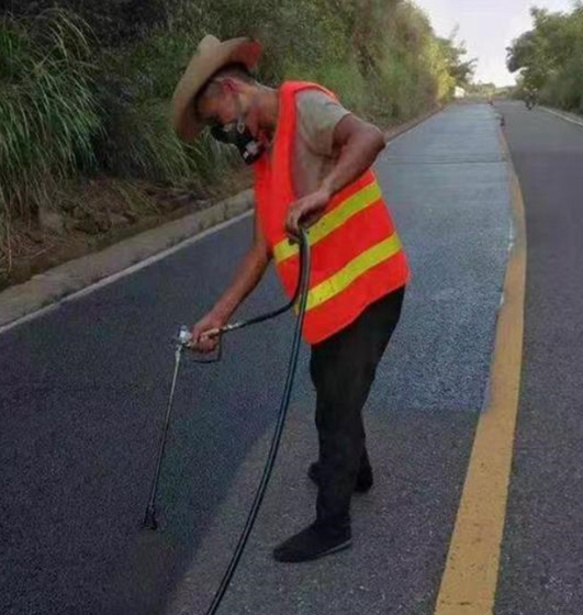 文山路面喷涂翻新彩色步道施工方案